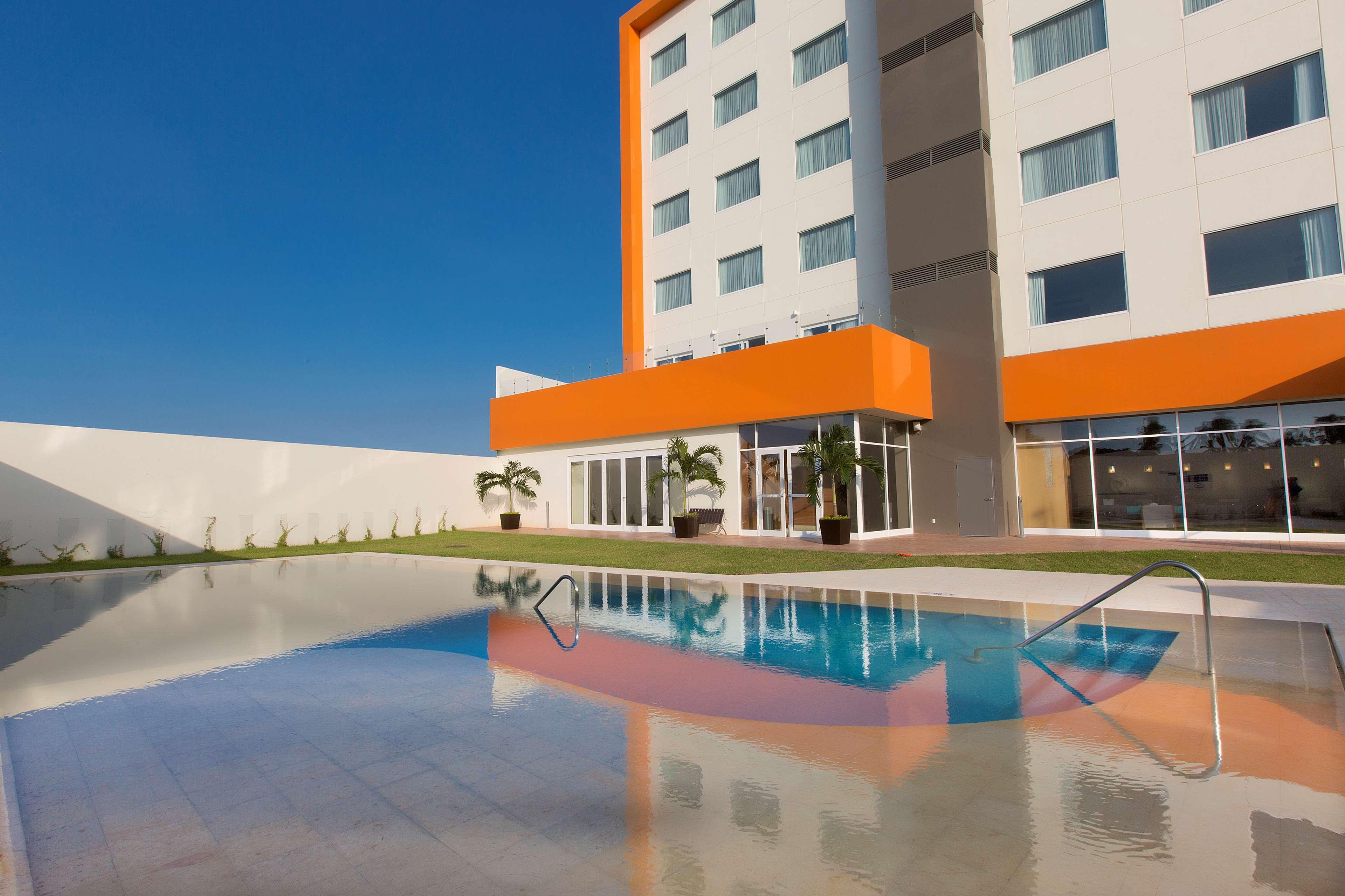 Hampton Inn & Suites By Hilton Paraíso Buitenkant foto