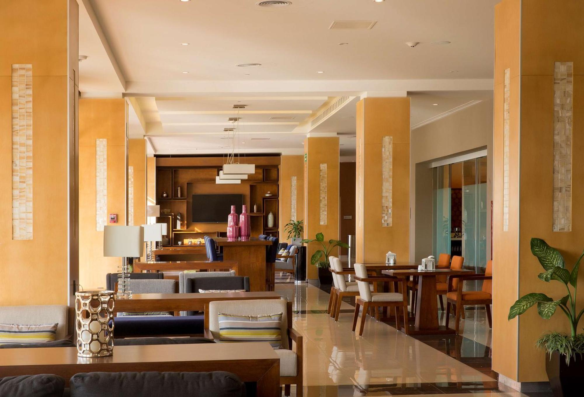 Hampton Inn & Suites By Hilton Paraíso Buitenkant foto