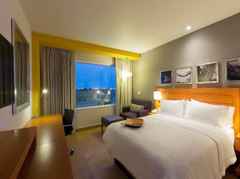 Hampton Inn & Suites By Hilton Paraíso Buitenkant foto